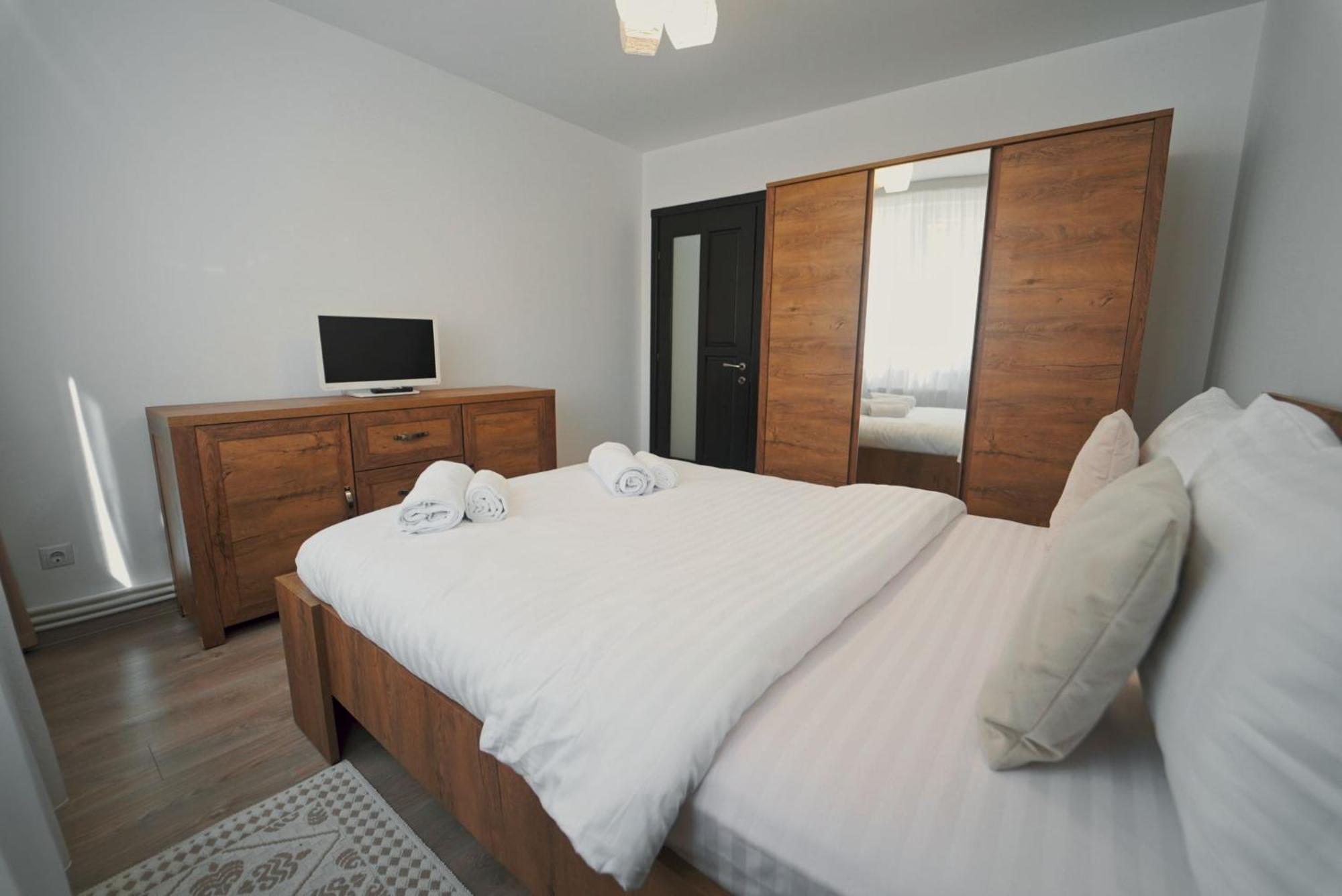 Luxury Apartament Ultracentral Of Suceava Esplanada Exterior foto